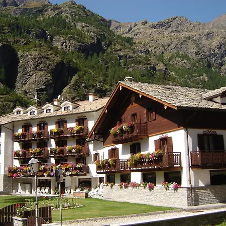 Hotel Jolanda Sport-2