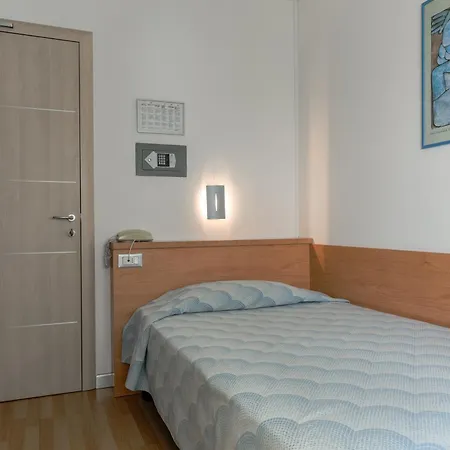 Hotel Riviera-3