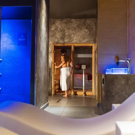 Hi Hotels Trento - Wellness & Spa Adults Only-2