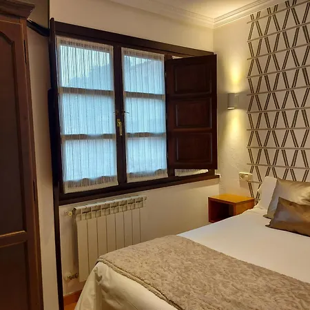 Hotel Rural Entremontes-3