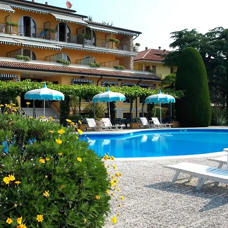 Hotel Garden-2