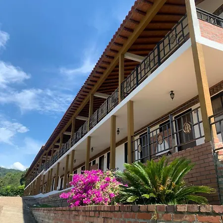 Hotel La Montaña San Gil-2