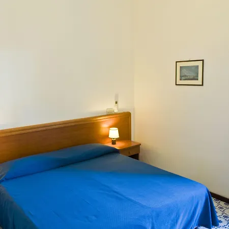 Hotel Villa Sarah-3