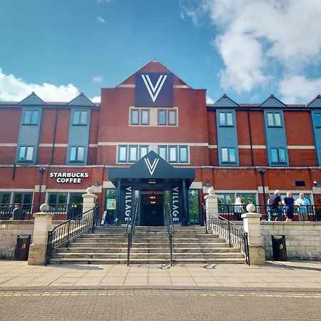Village Hotel Cardiff-2