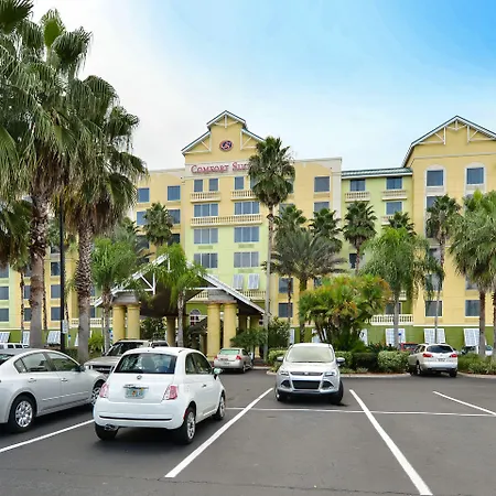 Comfort Suites Maingate East-2