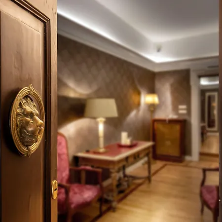 Residenza Frattina-2