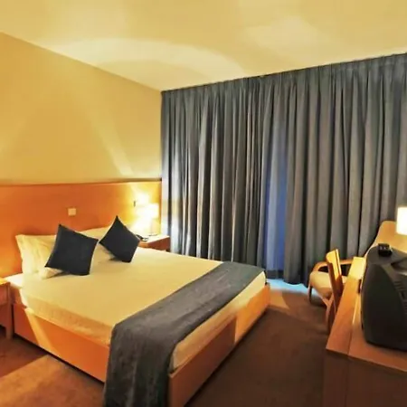 Hotel Bienestar Termas de Moncao-2