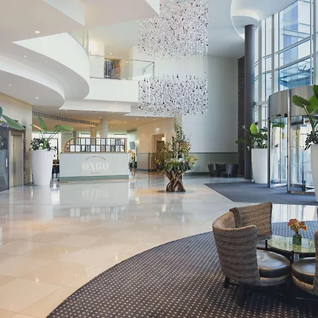 Hilton Reading-2