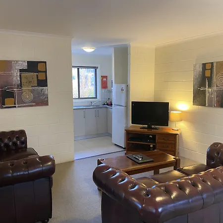 Grosvenor Court Apartments-3
