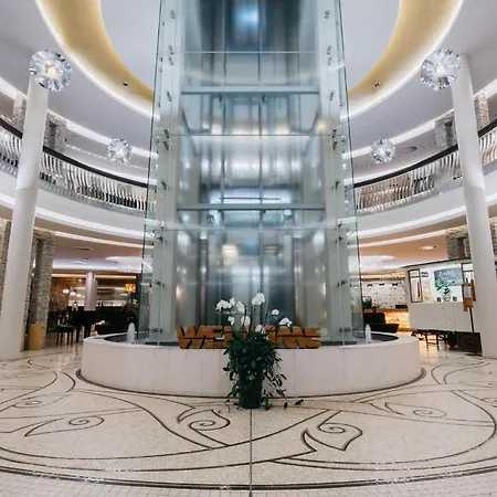 Hotel Alpine Palace-3