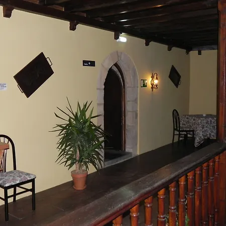 Hotel Castillo Valdés Salas-3
