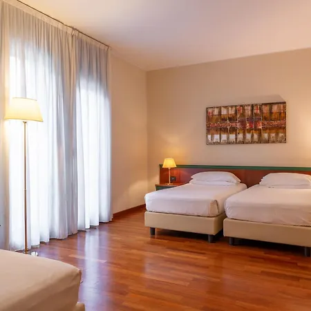 Hotel Raffaello-3