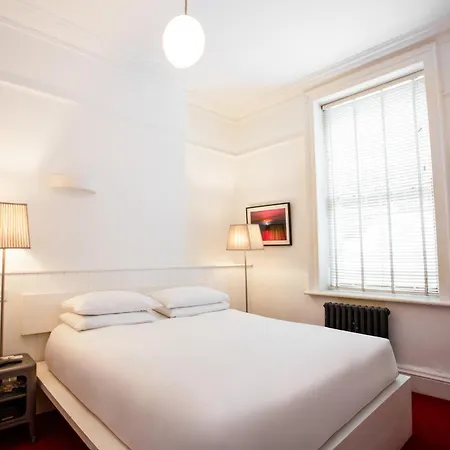Kellys Hotel-2