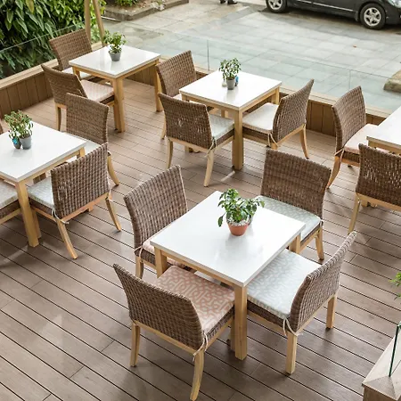 Fusion Suites Saigon-3