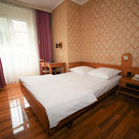 Hotel Limmathof-3