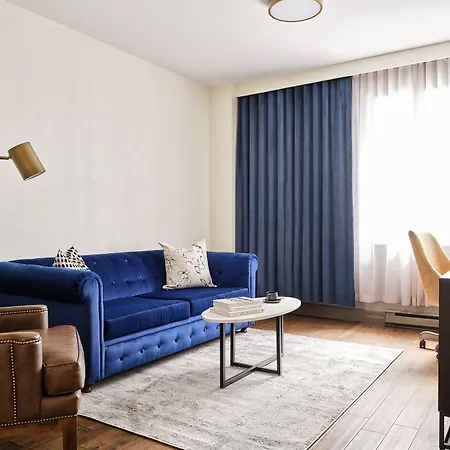 Metcalfe Hotel Ottawa By Gray Collection-3