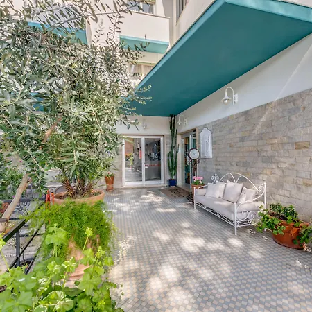 Hotel Massimo-3