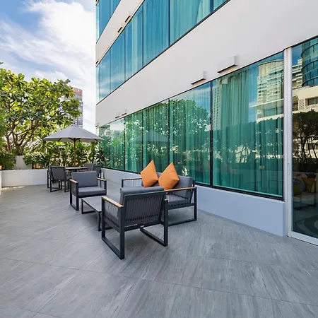 Muu Bangkok, Small Luxury Hotels Of The World-2