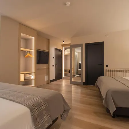 Hotel Màgic Pas-2