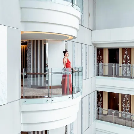 Hilton Bangkok Grande Asoke-2