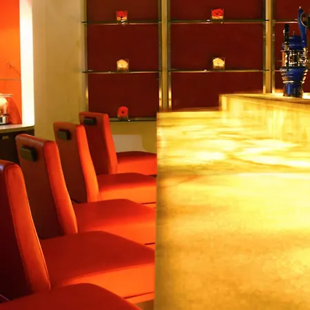 Novotel Montreal Center-2