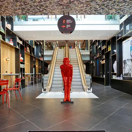 citizenM Paris La Défense-2