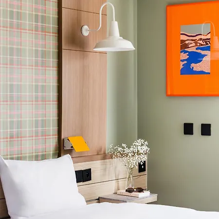 ibis Styles Annecy Centre Gare-2
