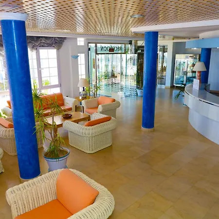 Hotel Punta Del Cantal-3