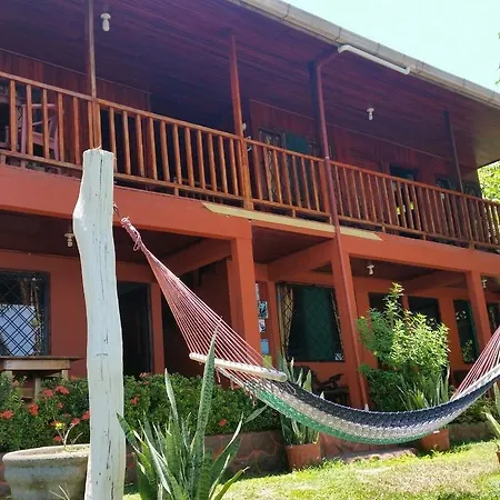 Hotel Cabinas Mar Y Cielo-3