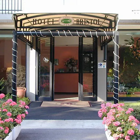 Hotel Bristol-3