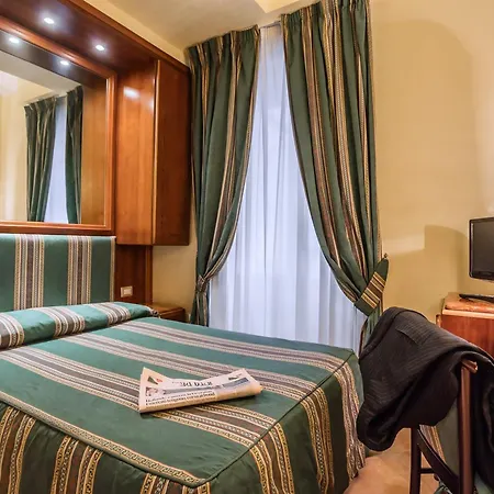 Raeli Hotel Regio-3