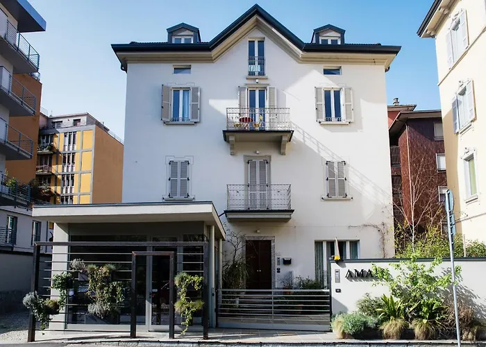 Hotel: Ama 18 Suites By "The House Of Travelers"