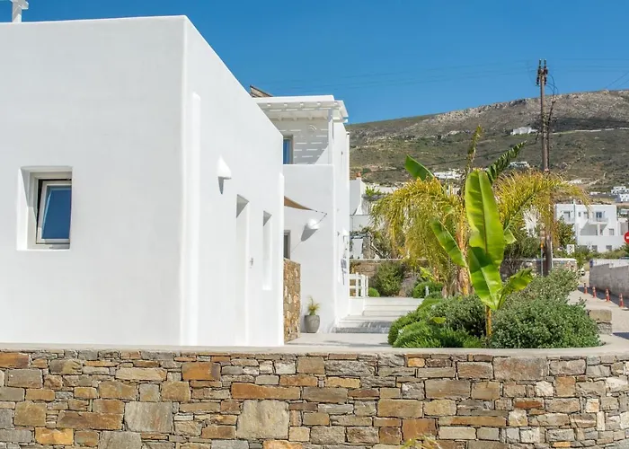 Family Hotel: White Blossom