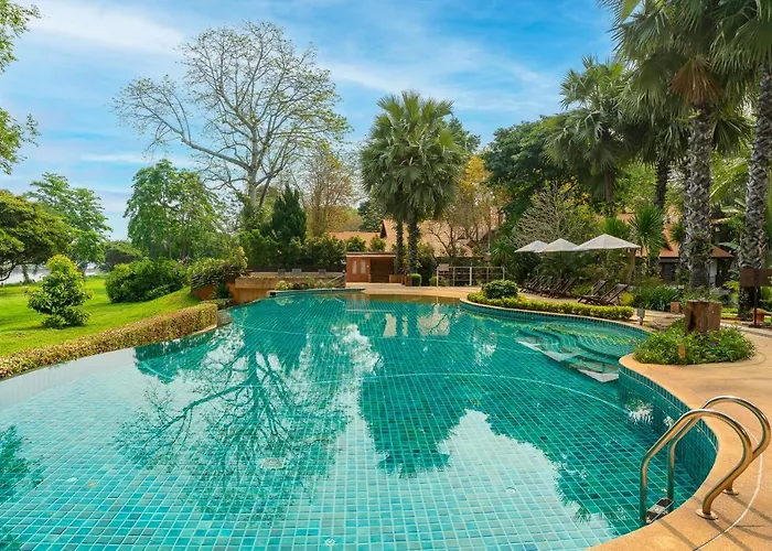 Legend Boutique River & Spa