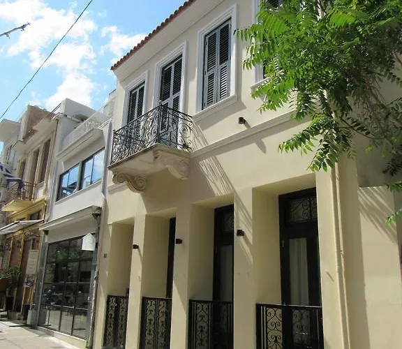 Apartment: Kerameion