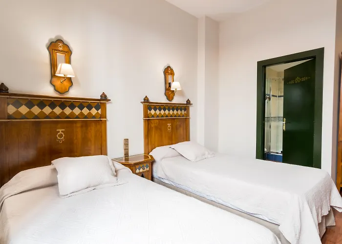 Hotel barato: Hotel Plaza Nueva