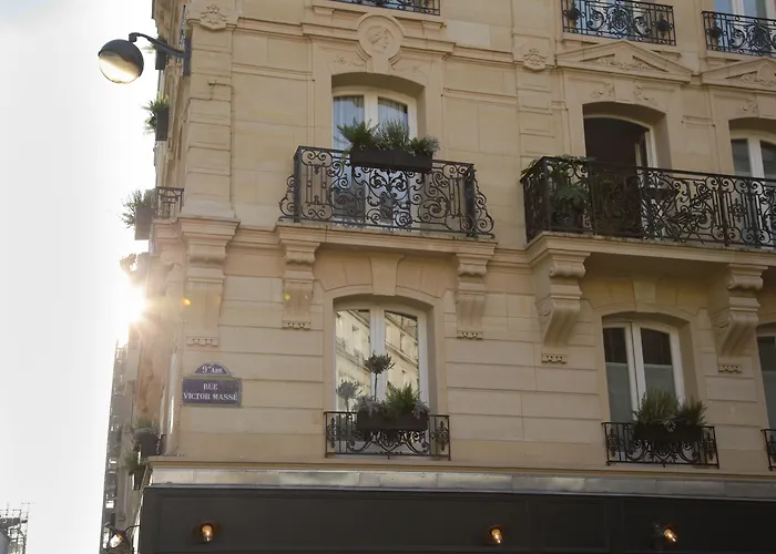  Grand Pigalle Experimental
