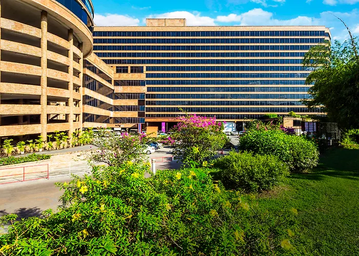 Lotus Pang Suan Kaew Hotel