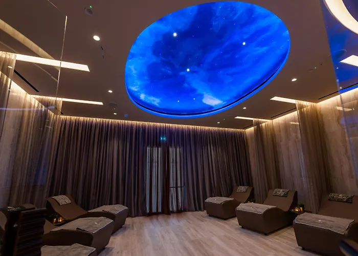 Adams Beach & Spa (Adults Only)