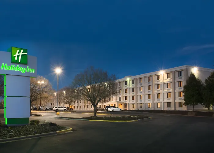 Doubletree By Hilton Charlotte Airport