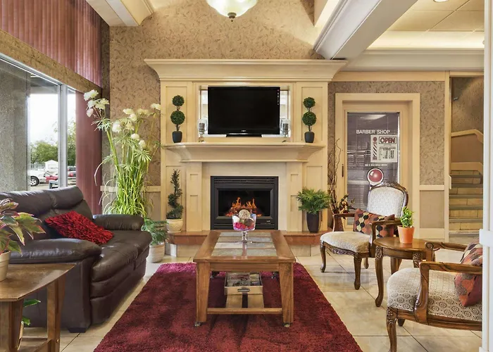 Pet Friendly hotel: Travelodge By Wyndham Edmonton East