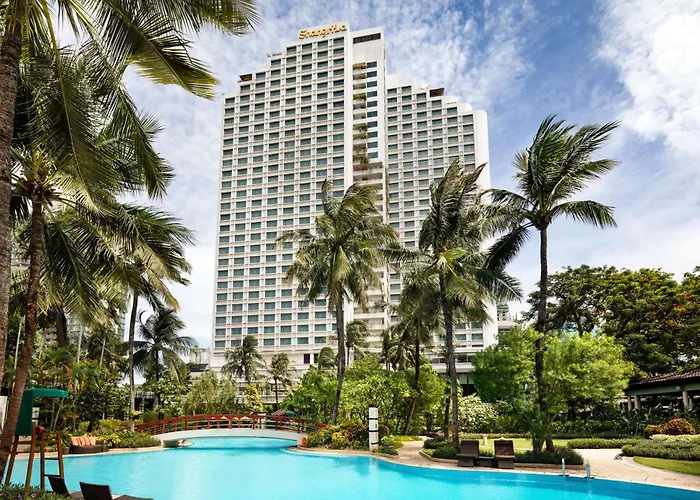 Shangri-La Jakarta