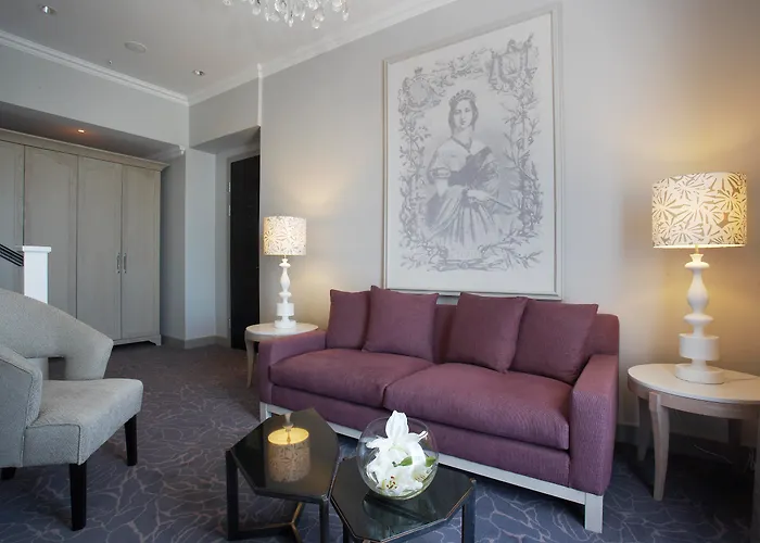 Hotel de lujo: Queen Victoria Hotel by NEWMARK