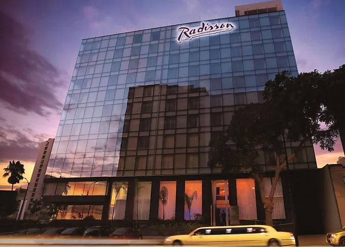 Hotel familiar: Radisson Hotel Decapolis Miraflores