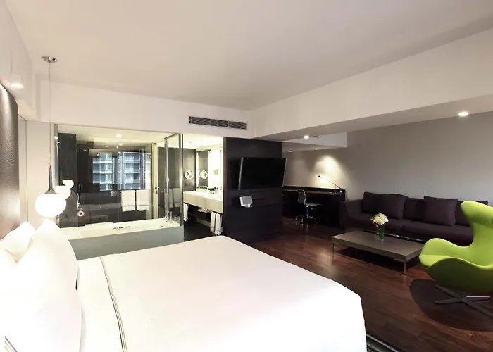Jacuzzi hotel: The Mira Hong Kong
