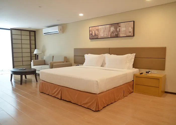 Family resorts Jinjiang Inn - Makati