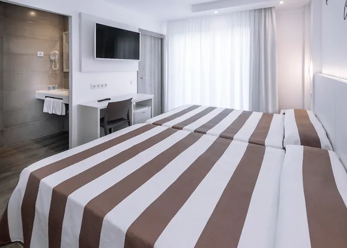 Luxe hotel: Hotel Oasis Park Splash