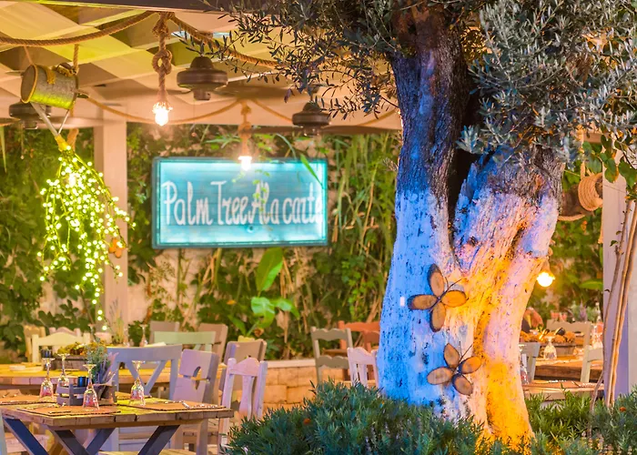 Beach Hotels Flamingo & Spa - Pet Friendly