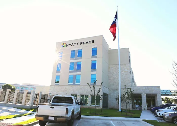Cheap hotel: Hyatt Place Austin Airport