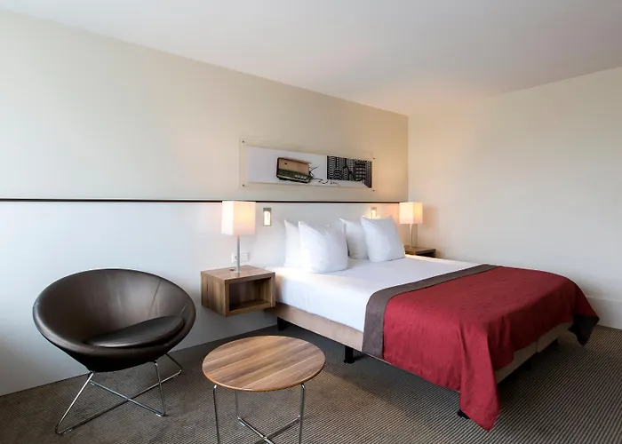 Family resorts Holiday Inn Eindhoven Centre By Ihg